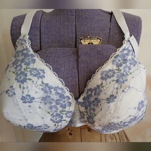 Cacique Blue and White Floral Lace Bra with Underwire